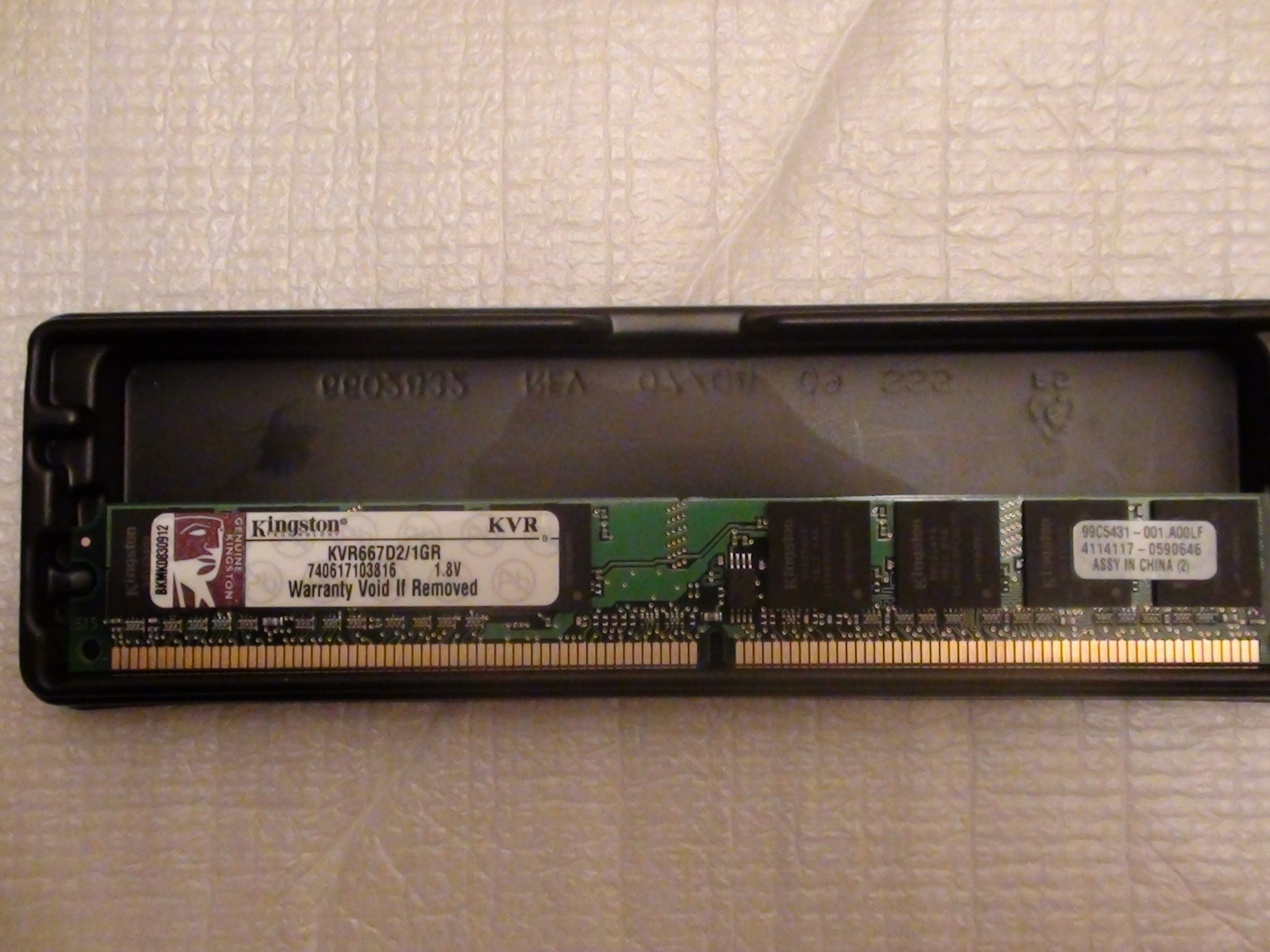 Kingston ValueRAM 1 GB DDR2 667 MHz 240-PIN Memory Module
